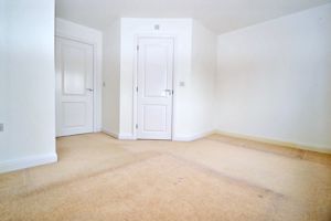 Main bedroom- click for photo gallery